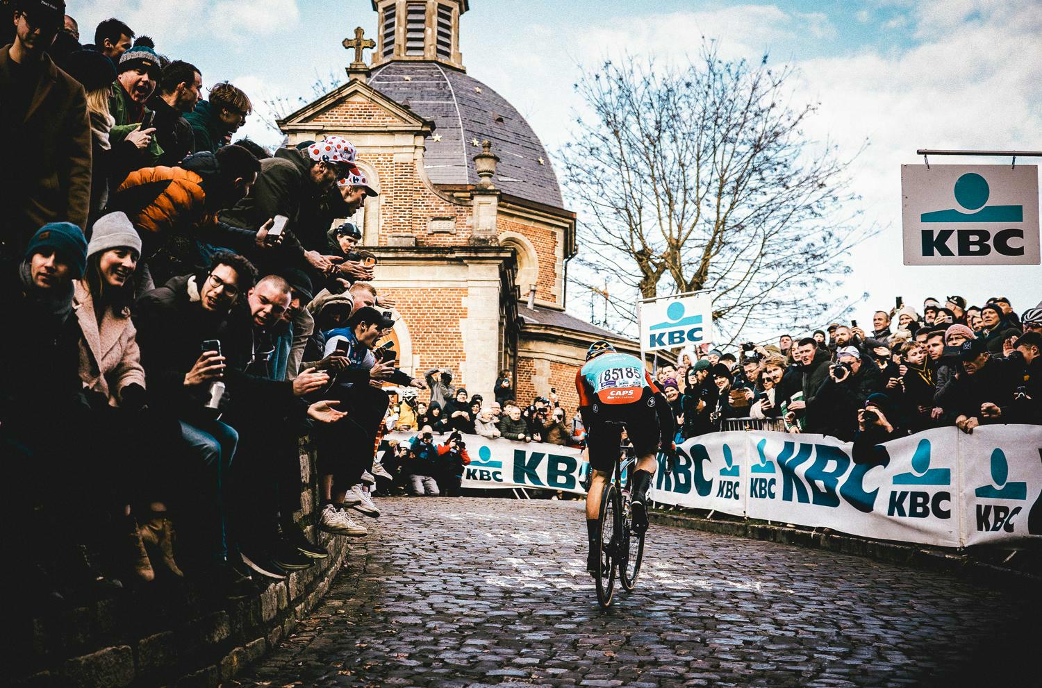 Découvrez Circuit le Nieuwsblad comme un VIP