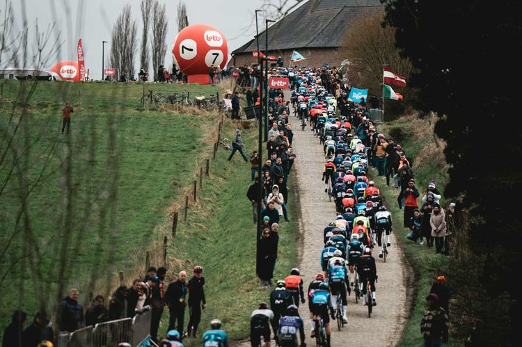 Tenbosse en Parikeberg in finale Omloop het Nieuwsblad